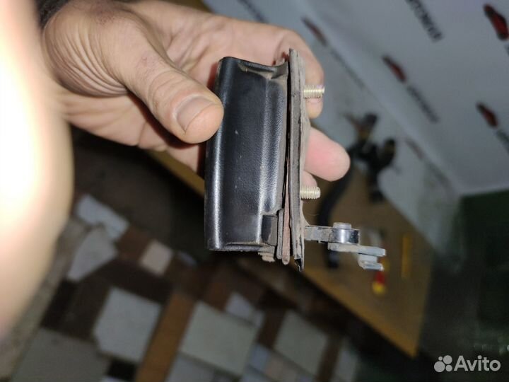 Ручка двери багажника наружная Hyundai Getz