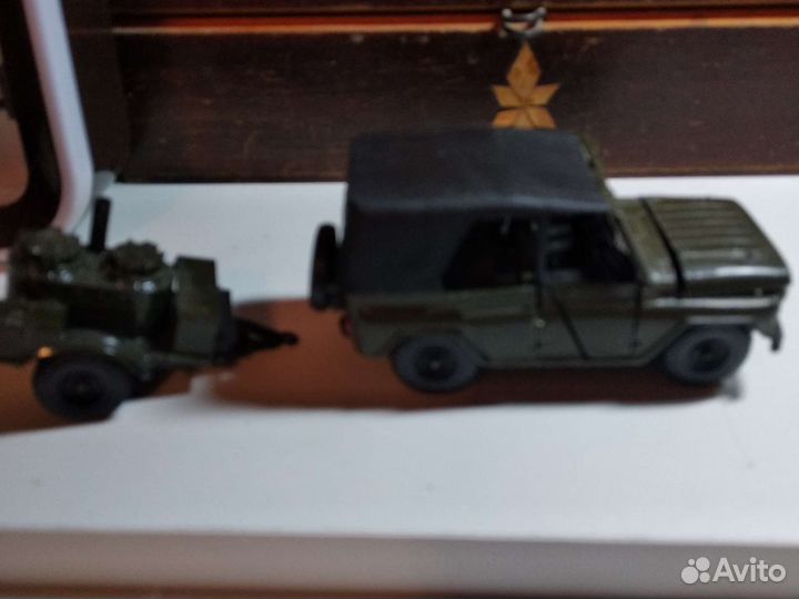 Модель автомобиля УАЗ 1*43