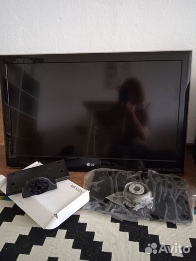 Телевизор LG32L2500