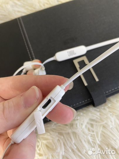 Блютуз наушники jbl T110BT