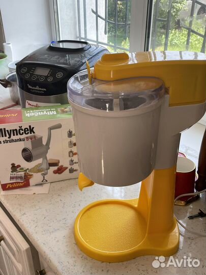 Аппарат для мороженого + формочки в подарок