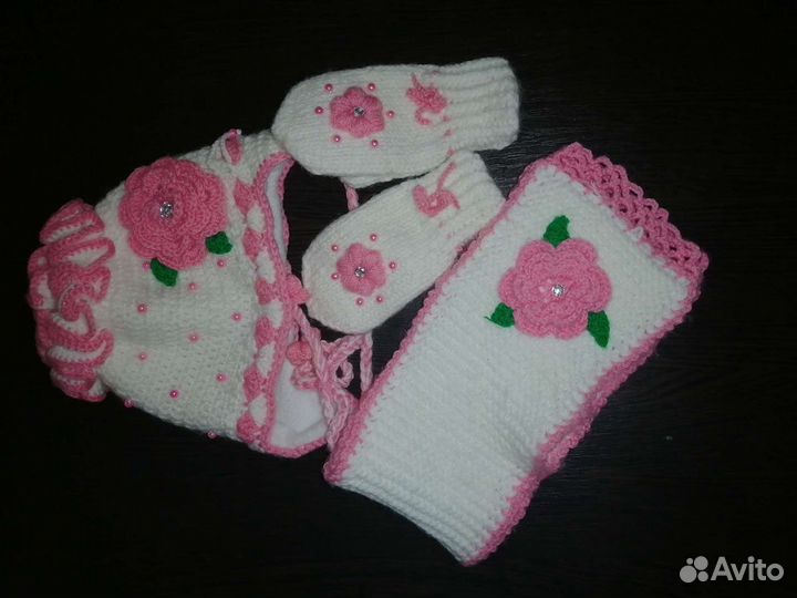 Детский зимний комплект: шапка шарф и варежки