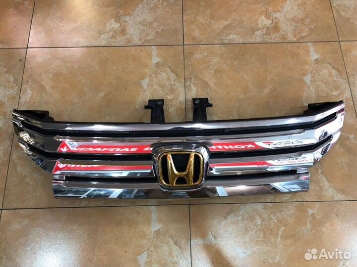 Решетка Honda Stepwgn RK6