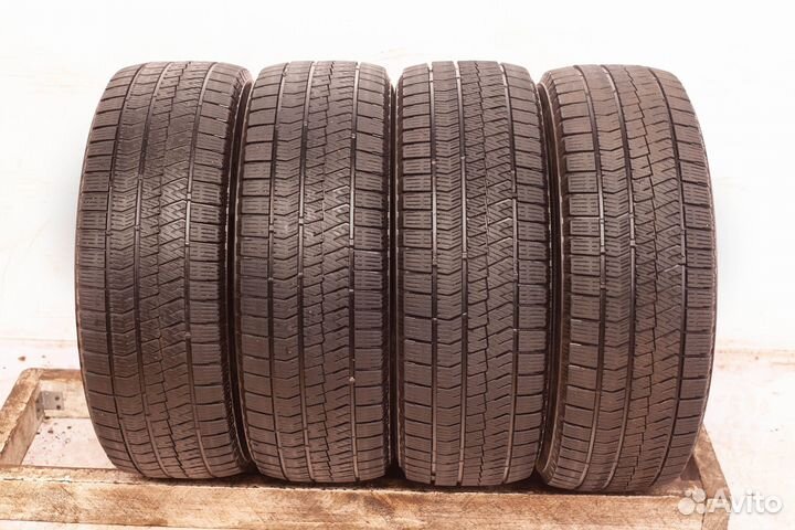 Bridgestone Blizzak Ice 215/55 R18 95S