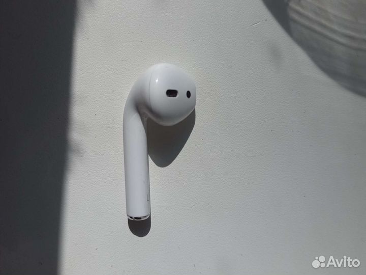 Беспроводной наушник airpods1,левый оригинал