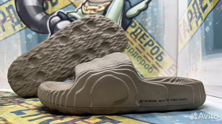 Шлепки adidas yeezy slide