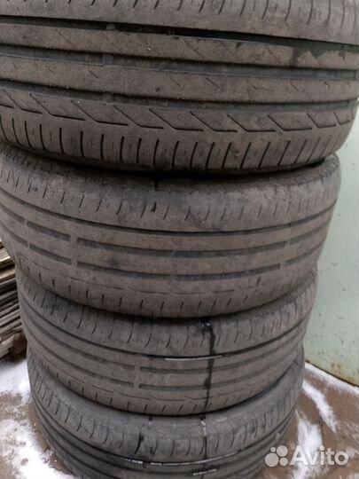 Bridgestone Turanza T001 215/55 R17 94V