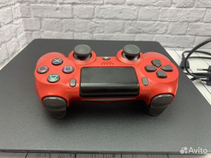 Sony PlayStation 4 Sim 1TB CUH-2208B+ 1 геймпад