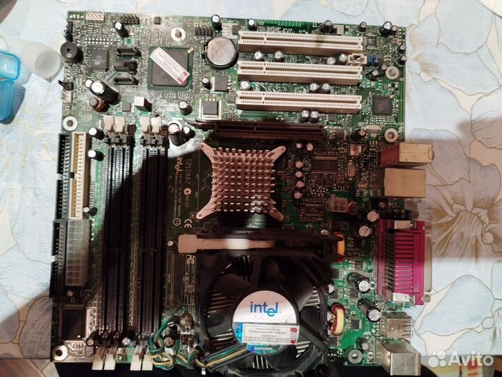 Материнская плата