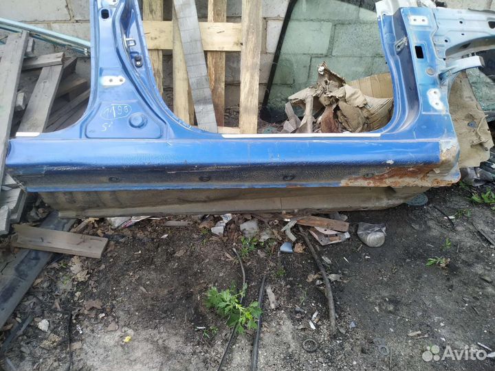 Порог правый solaris