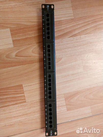 Патч панель tbtec cat.5e 24 порта