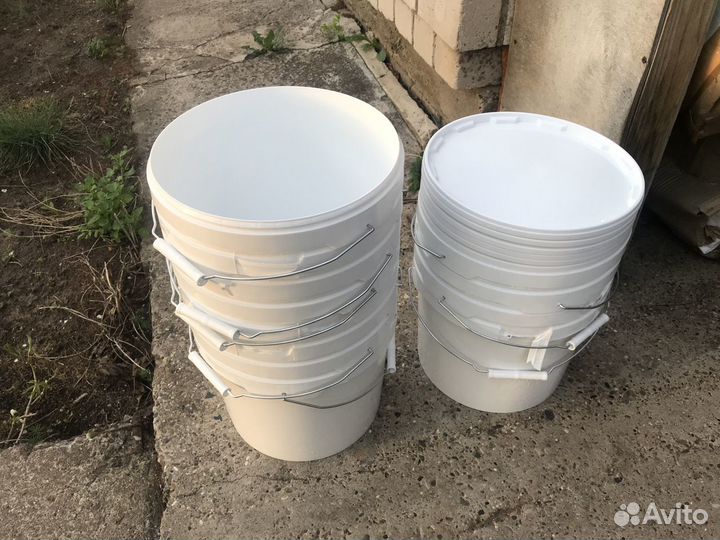 Вёдра б/у,11 литров.Чистые.Белые.Надёжные