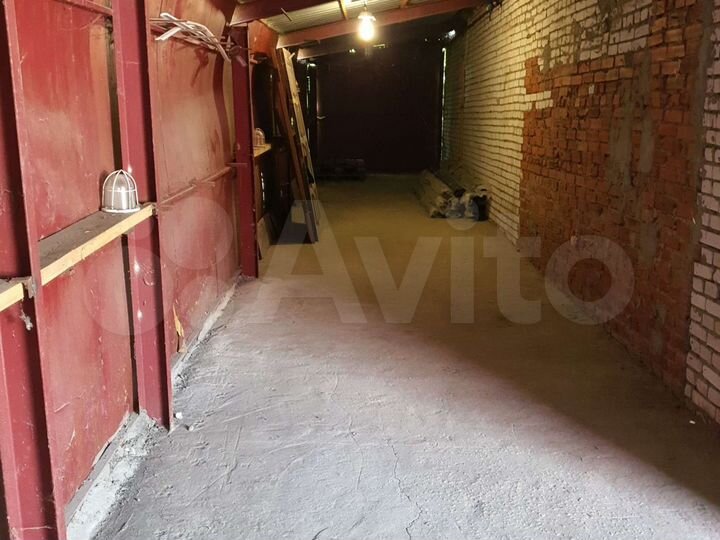 Свободного назначения, 215 м²