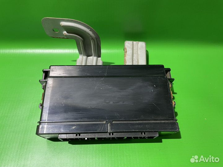 Блок электронный Subaru Tribeca