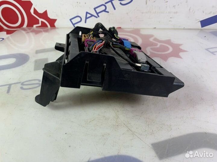 Блок предохранителей Audi A4 2010