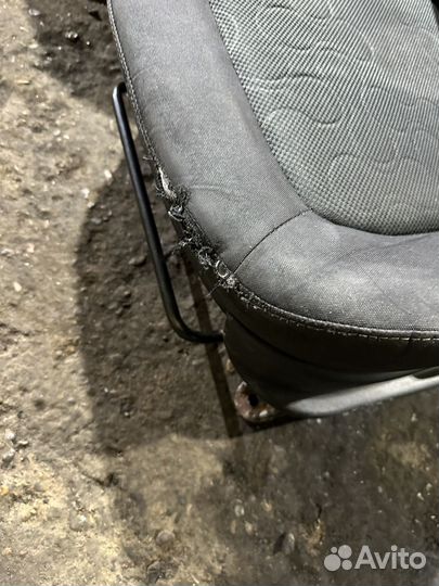 Передние сиденья Hyundai I20