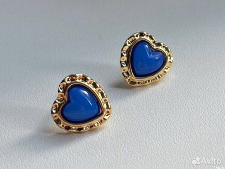 Серебряные серьги гвоздики с синими вставками