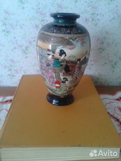 Вазы парные. Япония Сацума (Satsuma)