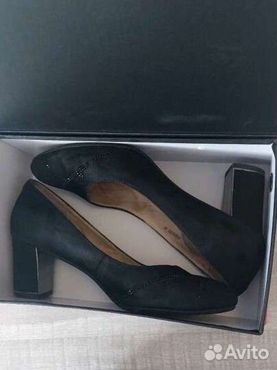 Туфли женские 40 размер натур. замша