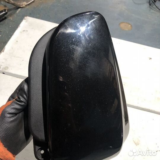 Правая крышка для Suzuki VZ1600 Marauder