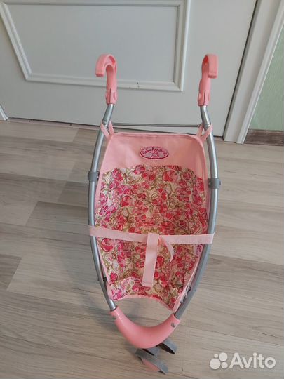 Детская игрушечная коляска