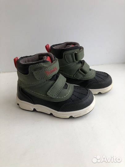Ботинки детские 22