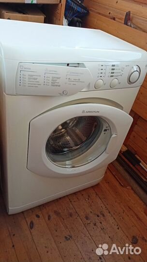 Стиральная машина ariston