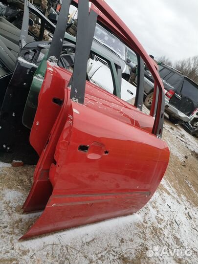 Дверь передняя правая Opel Zafira B опель зафира Б
