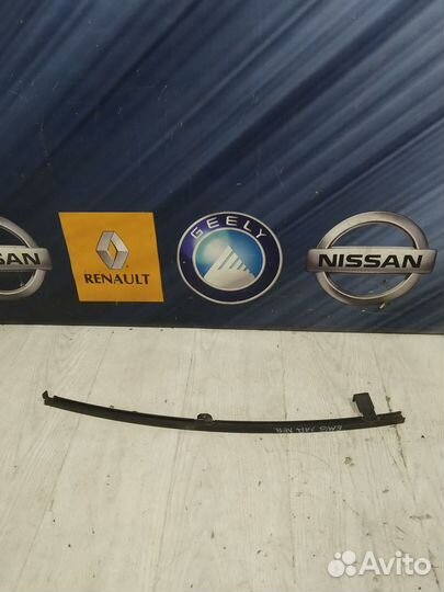 Направляющая стекла Geely emgrand EC7 Лев