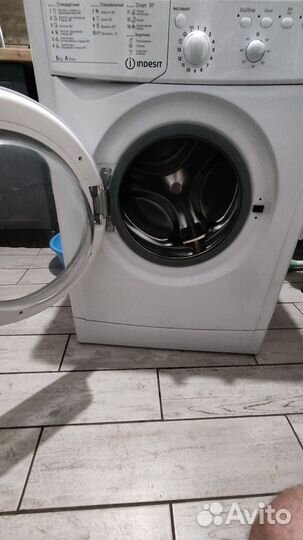 Стиральная машина узкая Indesit iwsb 5085