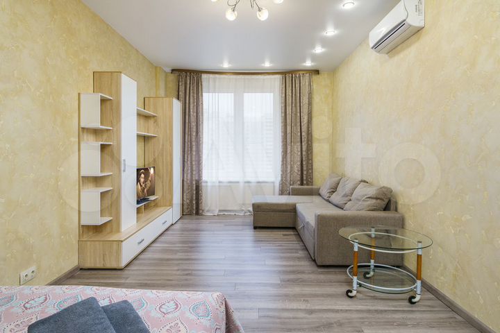 1-к. квартира, 43 м², 19/25 эт.