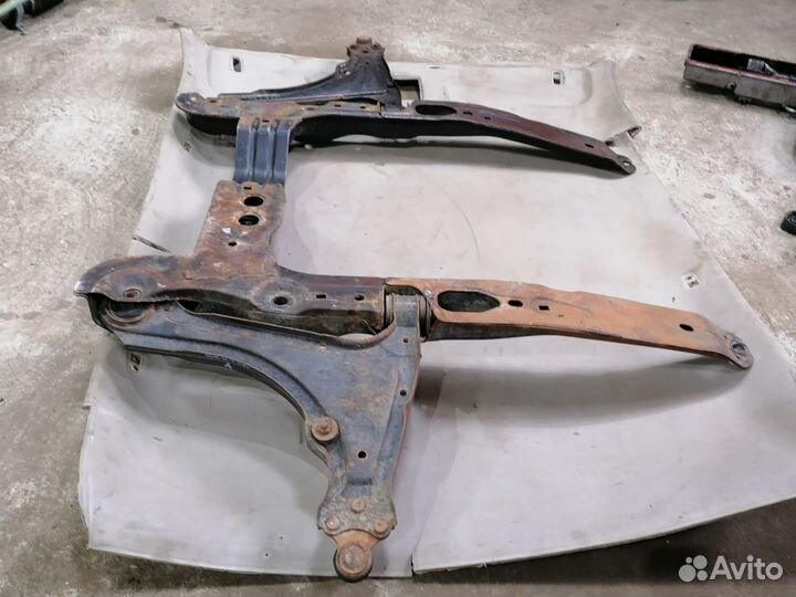 Подрамник Opel Vectra А C20NE 2.0 1988-1995