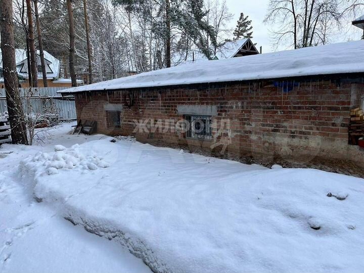 Дом 214 м² на участке 12 сот.