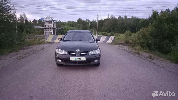 Nissan Almera, 2001