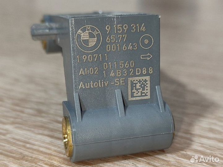 Датчик удара Bmw 5 F10 N63B44 2011