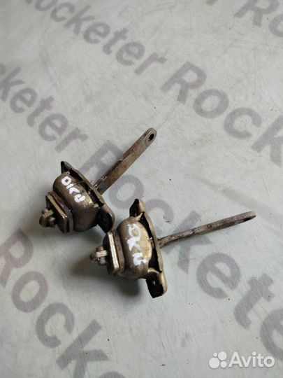 Ограничитель двери Лада Ока ока 2004