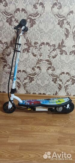 Детский электросамокат