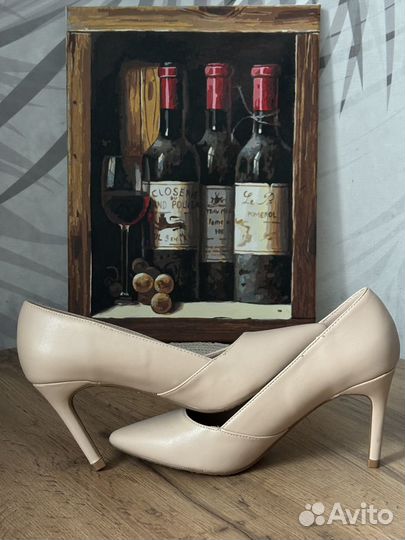 Туфли женские 36 размер бежевые