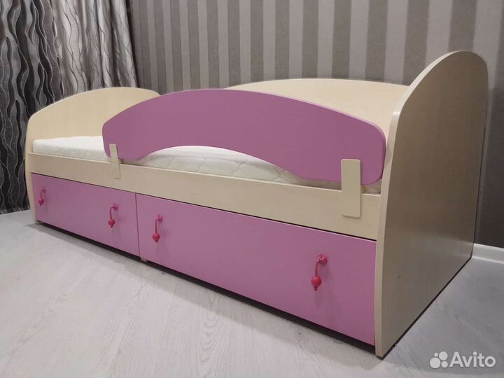 Детская кровать Softform и матрас