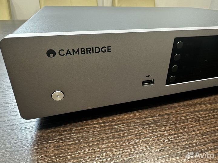 Сетевой проигрыватель Cambridge Audio CXN V2