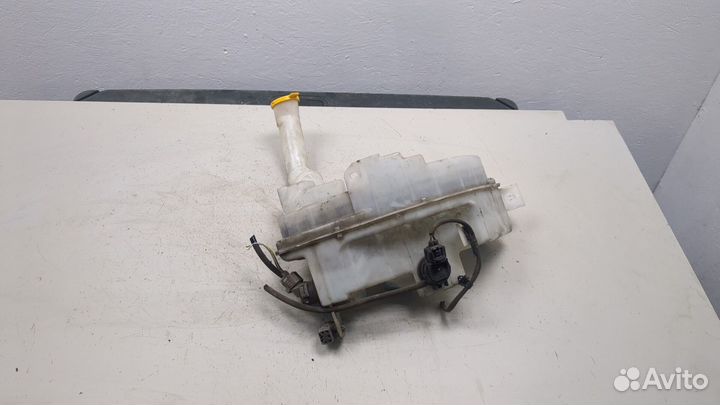 Бачок омывателя Mazda 3 (BK)