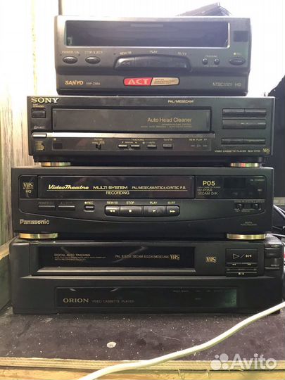 Видеомагнитофон