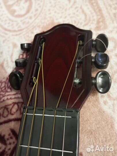 Детская гитара