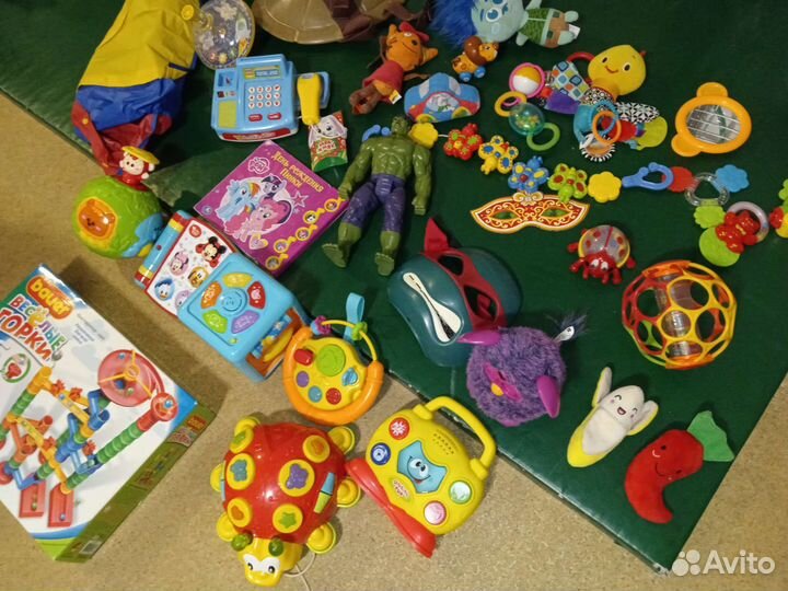 Развивающие игрушки пакетом