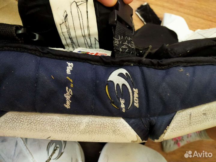 Вратарская хоккейная форма (взрослая)