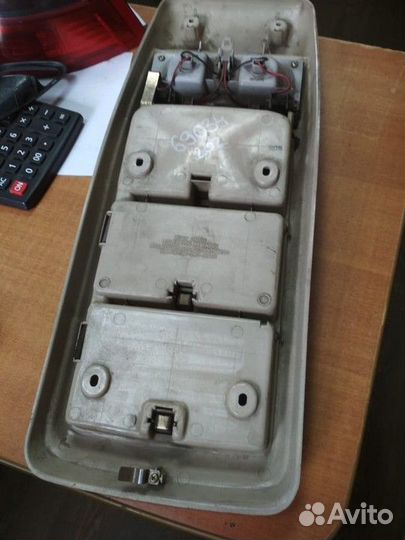 Плафон внутреннего освещения передний