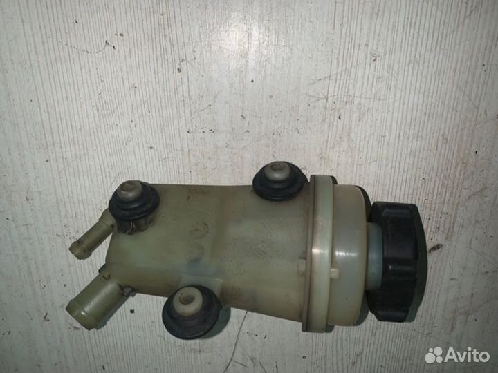 Бачок гидроусилителя руля Ford Focus 1 хэтчбек