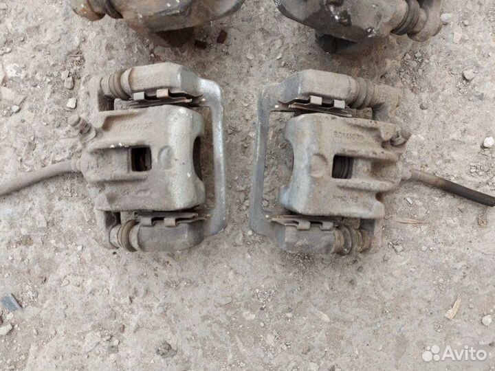 Суппорт тормозной Hyundai Sonata 5 G4GC