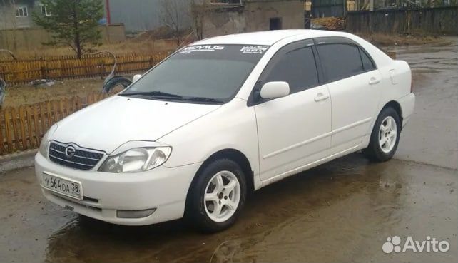 Автомобиль на запчасти Toyota Corolla