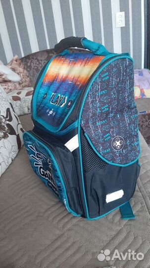 Школьный рюкзак